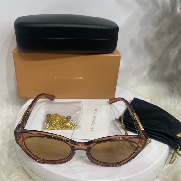 Le Specs Luxe Sunglasses - Picture 5 of 9